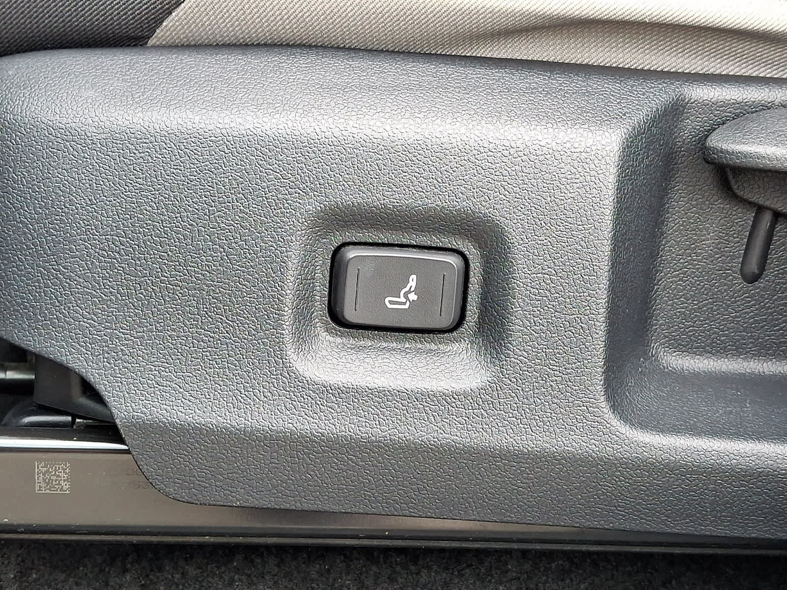 Used 2024 Toyota Tacoma TRD Off-Road AWD/4WD image 16