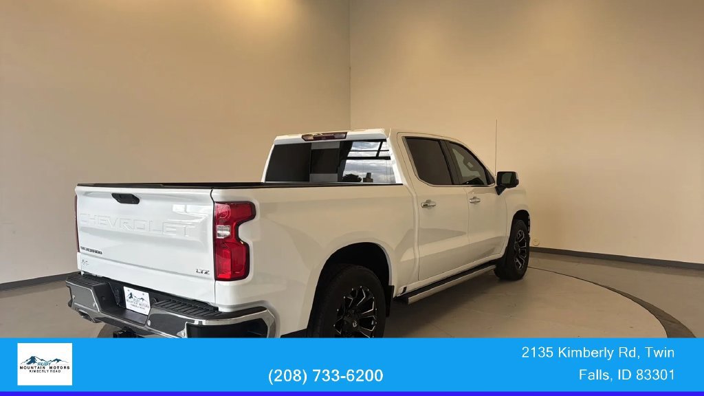 Used 2019 Chevrolet Silverado 1500 LTZ w/ LTZ Premium Package AWD/4WD image 10