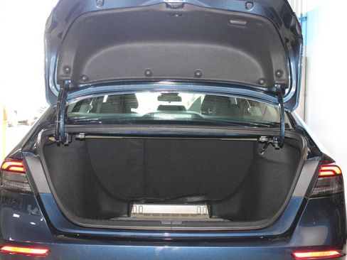 Used 2025 Honda Accord SE image 26