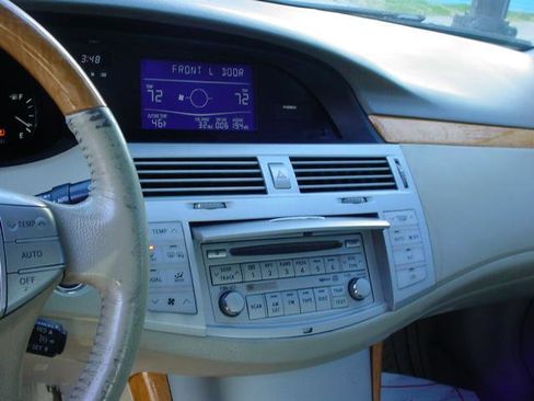 Used 2007 Toyota Avalon XL image 25