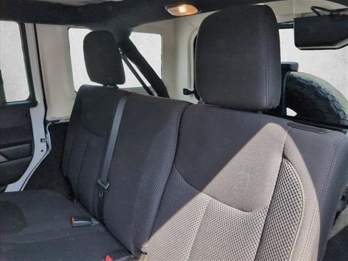 Used 2017 Jeep Wrangler Unlimited Sport image 17