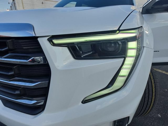Used 2024 GMC Acadia Elevation FWD image 27
