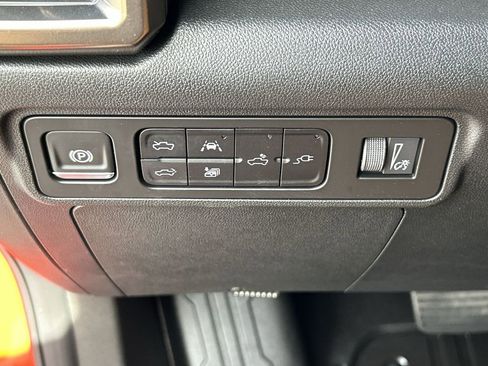 New 2025 GMC Hummer EV 3X image 18