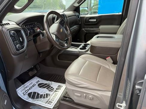 Used 2019 Chevrolet Silverado 1500 LTZ w/ Technology Package AWD/4WD image 4