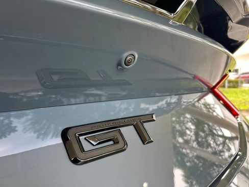 Used 2025 Ford Mustang GT RWD image 16