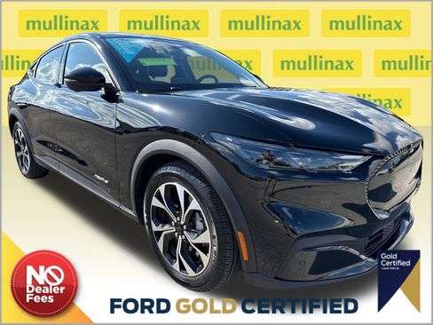 Used 2025 Ford Mustang Mach-E Select image 1