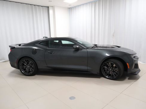 Used 2017 Chevrolet Camaro ZL1 image 6