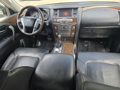 Used 2015 INFINITI QX80 4WD w/ Driver's Assistance Package image 22