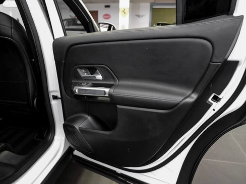 Used 2021 Mercedes-Benz GLB 250 w/ Premium Package image 51