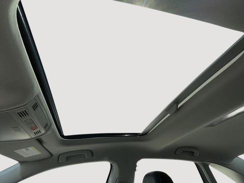 New 2025 Volkswagen Jetta SE image 12