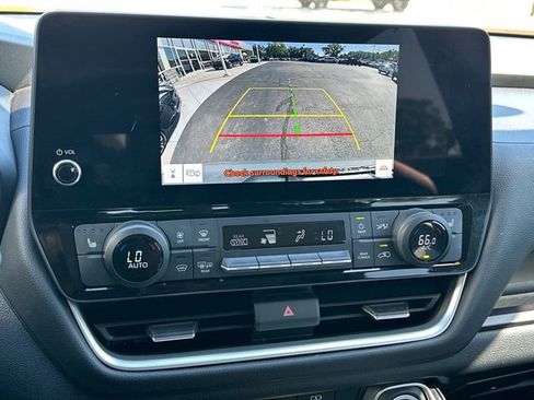 Used 2024 Toyota Grand Highlander XLE image 24