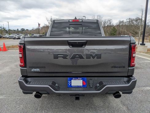 New 2026 RAM 1500 4x4 Crew Cab image 22