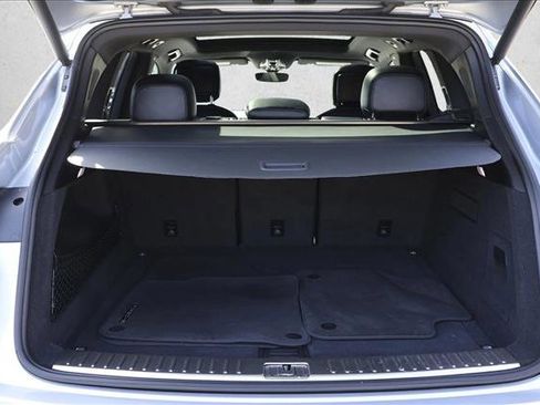 Used 2019 Porsche Cayenne AWD/4WD image 26