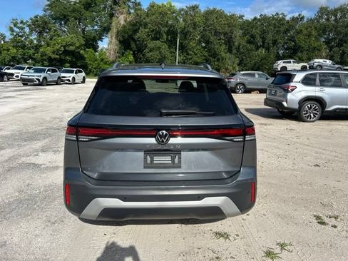 Used 2025 Volkswagen Tiguan S FWD image 17