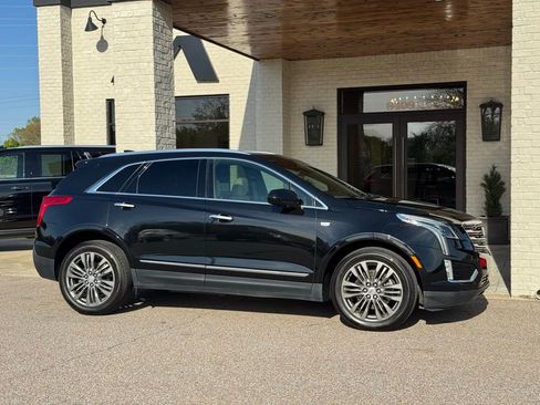 Used 2017 Cadillac XT5 Premium Luxury FWD image 15