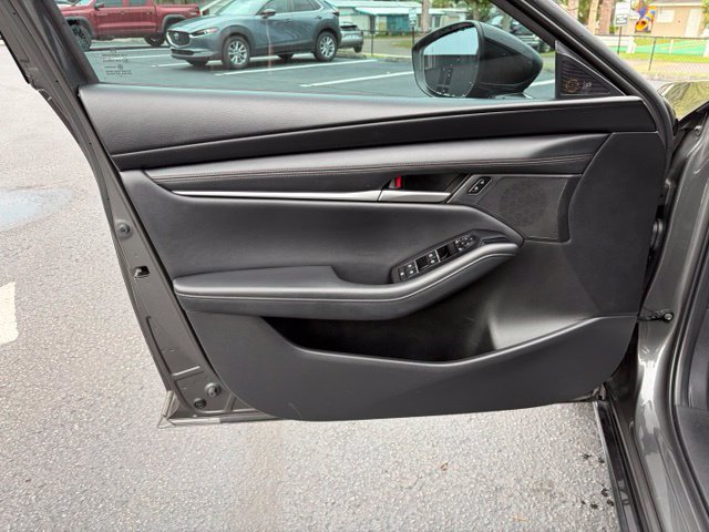 Used 2024 MAZDA MAZDA3 s FWD image 12