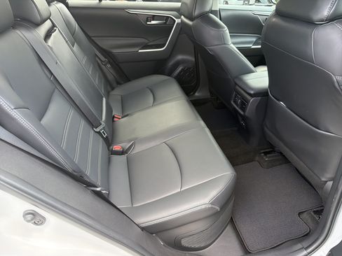 Certified 2023 Toyota RAV4 XLE Premium AWD/4WD image 26