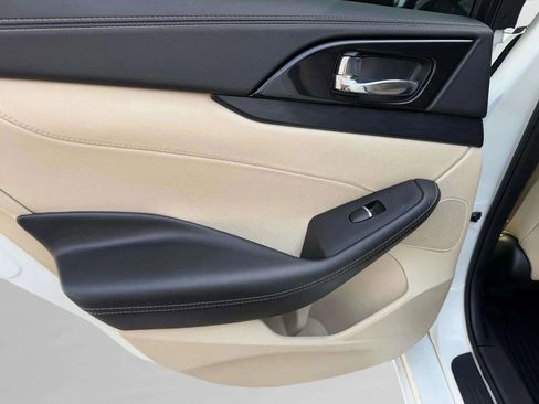 Used 2022 Nissan Maxima Platinum w/ Sport Mat Group image 16