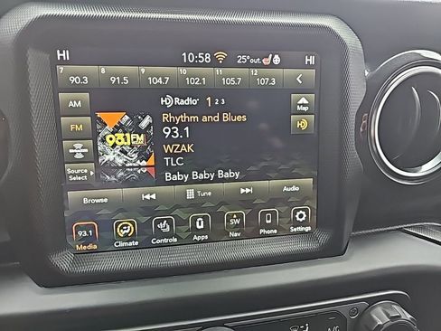 Certified 2021 Jeep Wrangler Unlimited Rubicon image 34