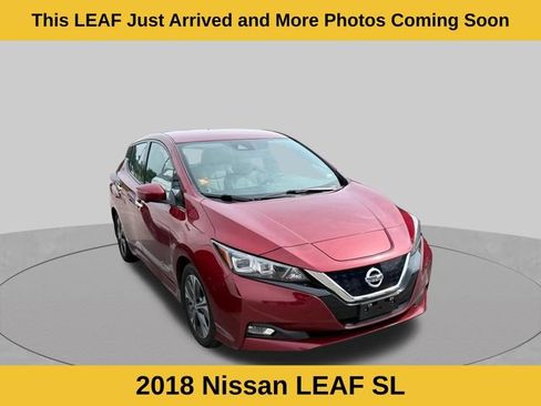 Used 2018 Nissan Leaf SL w/ SL Technology Package FWD image 2