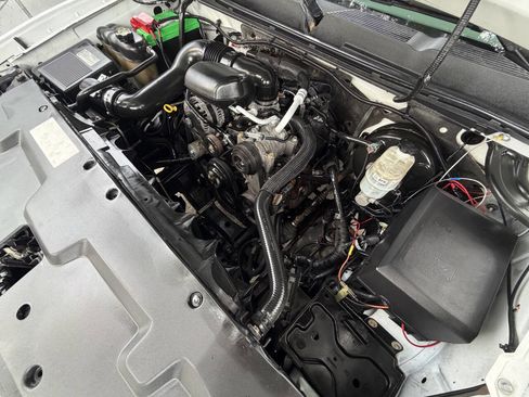 Used 2012 Chevrolet Silverado 1500 W/T RWD image 19