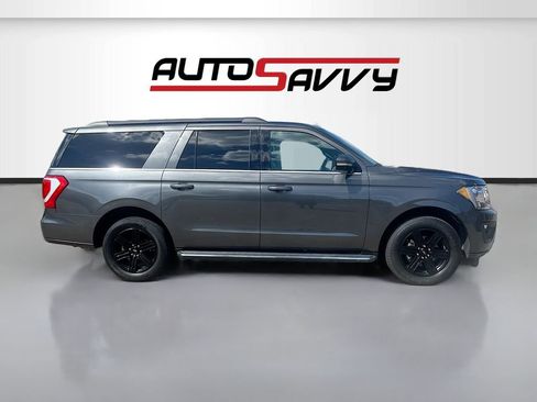 Used 2019 Ford Expedition Max XLT w/ Equipment Group 202A RWD image 8