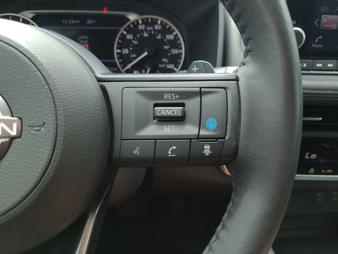 Certified 2024 Nissan Rogue SV w/ SV Premium Package FWD image 29