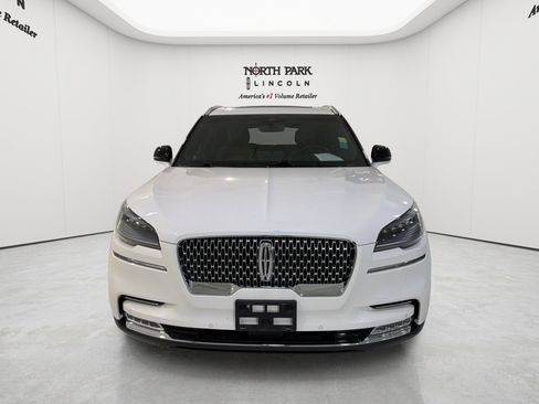 Used 2021 Lincoln Aviator Reserve w/ Elements Package Plus RWD image 8