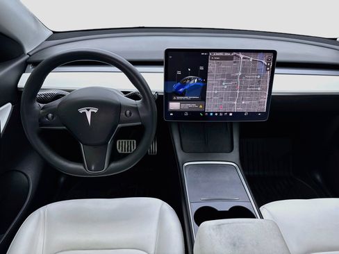 Used 2022 Tesla Model Y Performance AWD/4WD image 15