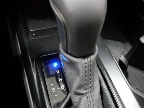 Used 2026 Toyota Camry SE image 22