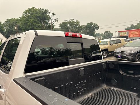 Used 2018 Chevrolet Silverado 1500 LT w/ All Star Edition AWD/4WD image 9