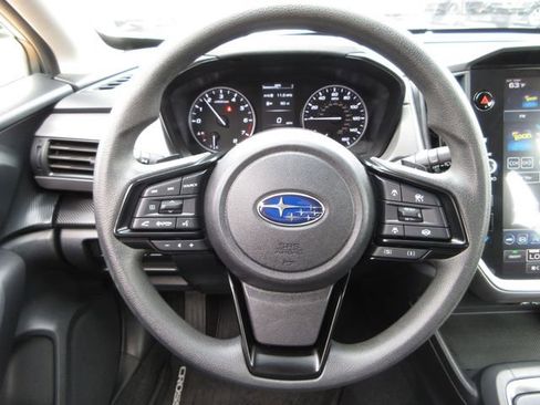 Used 2024 Subaru Crosstrek 2.0i Premium AWD/4WD image 14
