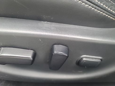 Used 2023 Nissan Maxima Platinum w/ Sport Mat Group FWD image 16