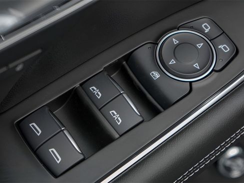 New 2026 Buick Envision Avenir image 17