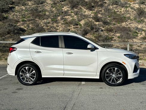 Used 2021 Buick Encore GX Select w/ Advanced Technology Package image 9