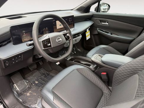 New 2026 Nissan Leaf Platinum+ image 16