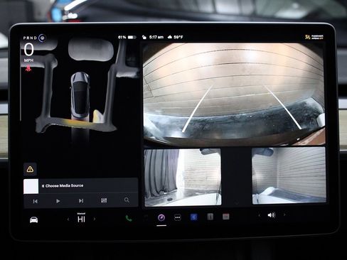 Used 2023 Tesla Model 3 Standard Range image 19