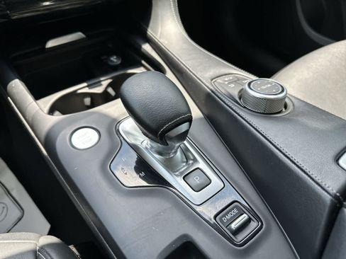 Used 2019 INFINITI QX50 Luxe w/ Protection Package FWD image 22