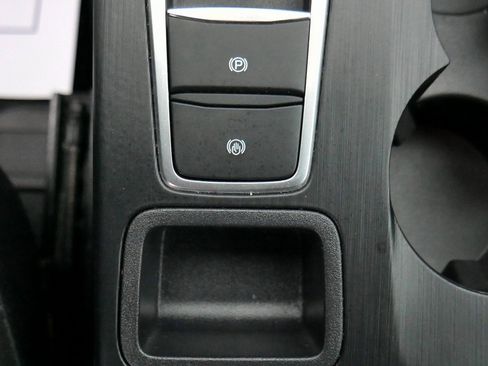 Used 2023 Ford Escape Active w/ Tech Pack #2 image 32