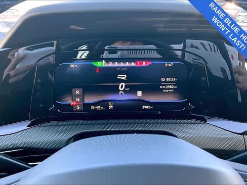 Used 2024 Volkswagen Golf R image 28