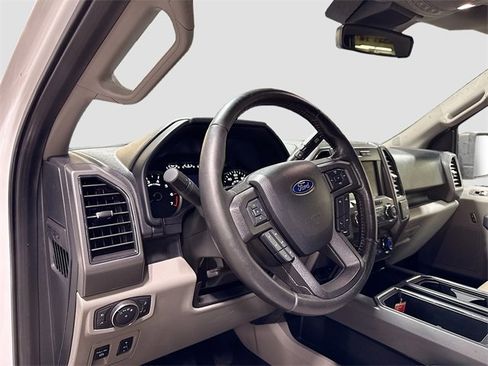 Used 2019 Ford F150 XLT w/ Equipment Group 302A Luxury image 11