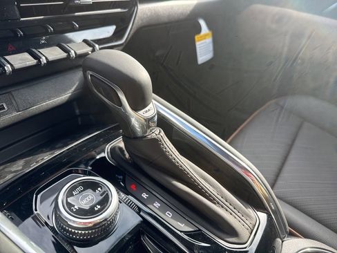 New 2026 GMC Canyon AT4 w/ Technology Plus Package image 32