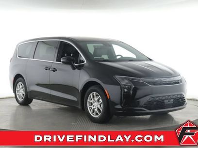 New 2027 Chrysler Pacifica Select