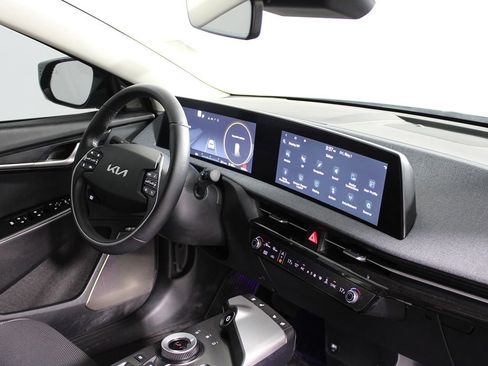 Used 2024 Kia EV6 Wind w/ Wind Technology Package RWD image 13