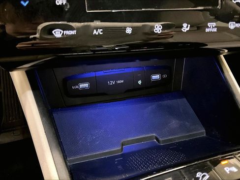 Used 2023 Hyundai Tucson Limited image 16