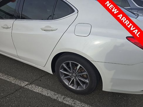 Used 2019 Acura TLX image 6