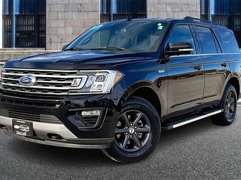 Certified 2020 Ford Expedition XLT w/ Equipment Group 202A image 2