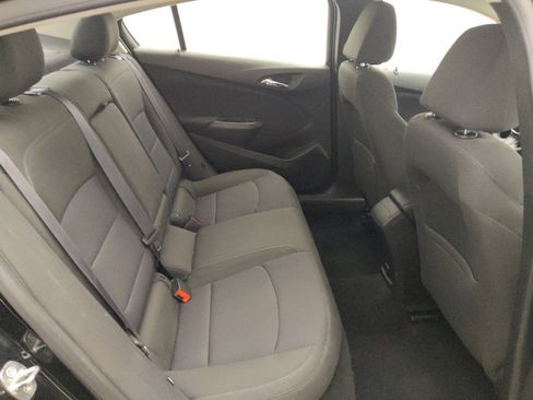 Used 2017 Chevrolet Cruze LT w/ Convenience Package FWD image 19
