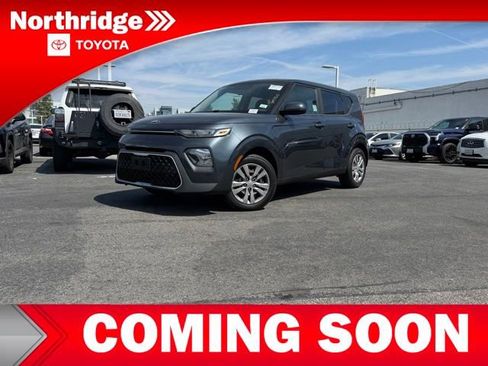 Used 2020 Kia Soul LX image 3