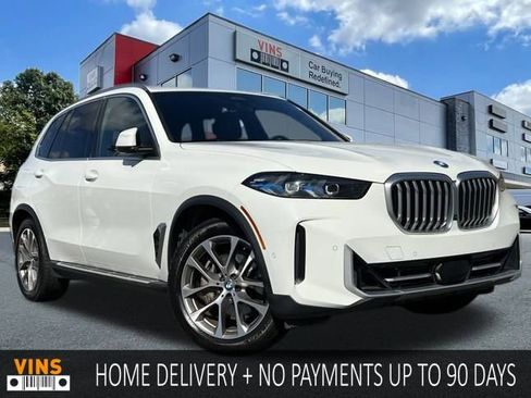 Used 2024 BMW X5 xDrive50e image 1